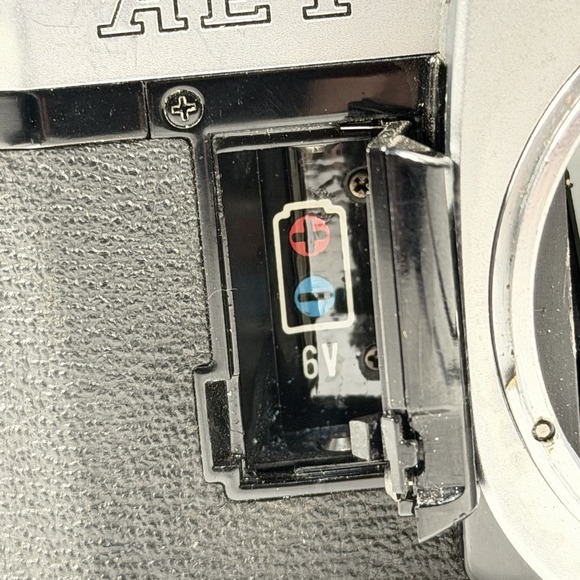 Canon AE-1 35mm Film Camera Body Only Vintage SLR Japan Untested - Picture 7 of 7